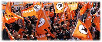 Piratenflagen bei der Demonstration "Freiheit statt Angst" im Jahr 2009